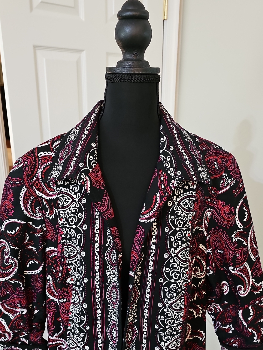 Jacket - Picture 4 of 16